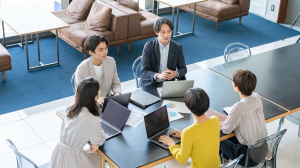 サポートスタッフ